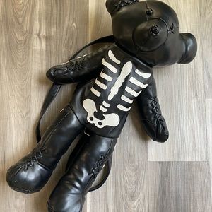 Current Mood
Deady Teddy Backpack